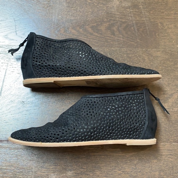 Stuart Weitzman Ankle Boots - Picture 2 of 4